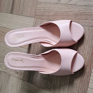 NWOT Lulu's Baby Pink Mules